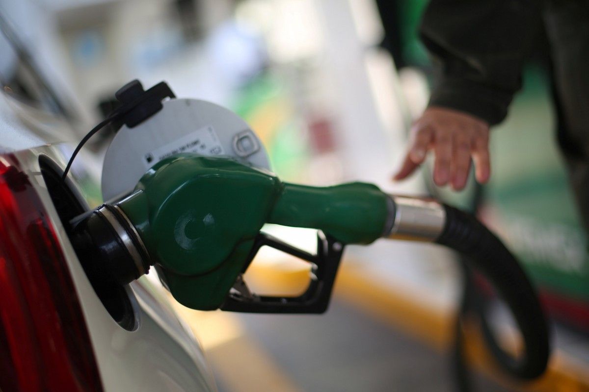 В середньому ціна на бензин А-95 зросла до 29 грн за літр, а дизпалива - до 26,87 грн за літр
