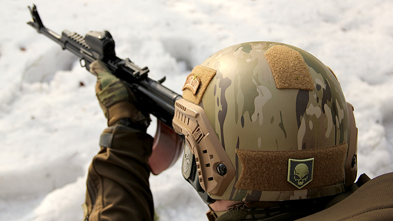 Спецназ Федеральної служби безпеки (ФСБ) отримав надлегкі анатомічні бойові шоломи «Спартанець»