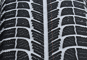 Шина Michelin X-Ice 3 на льоду відмінно гальмує і розганяється