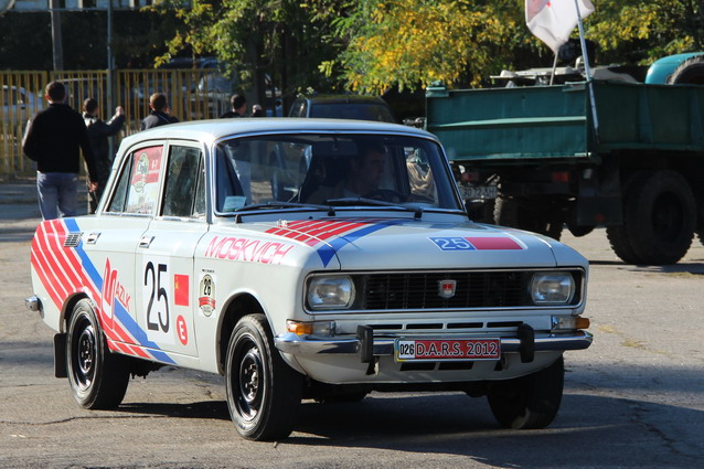 Укомплектований їм автомобіль «Москвич-2140 Ралі» був показаний на   виставці ретроавтомобілів ДАРС-2012