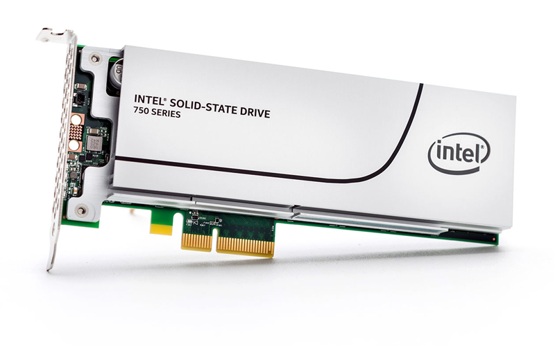 Найчастіше SSD PCIe пропонують приріст швидкості в порівнянні з SATA десь в 2-4 рази з максимальною швидкістю близько 4 ГБ / с