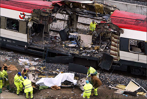 Іспанія 11 березня 2004 - терористами підірвані 4 приміських потяги, в результаті чого загинуло 191 осіб, 2050 були поранені