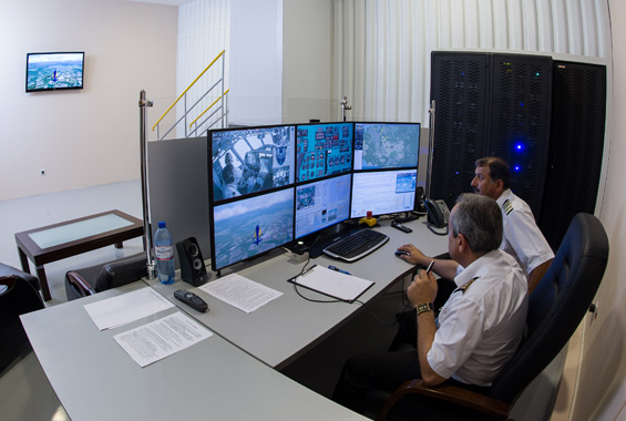База віртуального тривимірного світу в авіатренажер Thales вражає