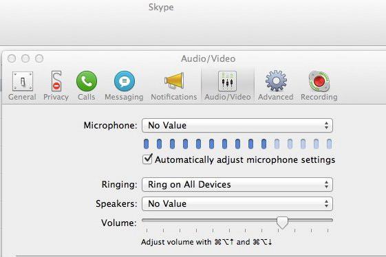 Якщо в «Скайпі», а під час розмови використовувалося   зовнішній пристрій   , Слід переконатися, що воно підключено до потрібного роз'єму