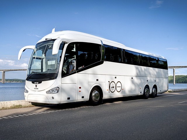 У дизайні цих автобусів поєднується аеродинамічна форма, створена фірмою Irizar, і фірмовий стиль «посмішка», створений компанією Scania