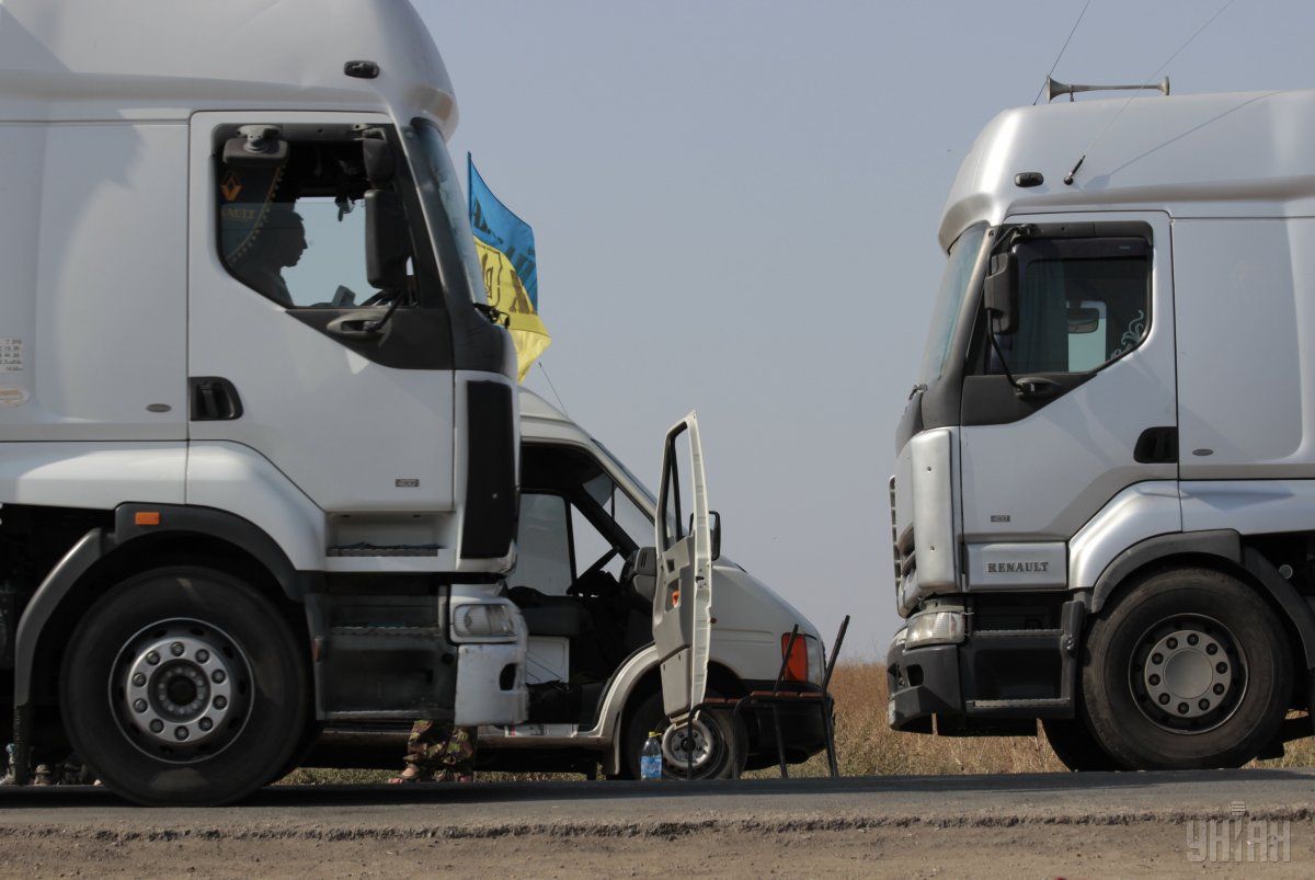 Колесо відлетіло в зупинку громадського транспорту, де стояла жінка