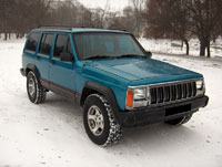 Сьогодні на нашому тесті Jeep Cherokee 1993 року випуску з механічною КПП, двигуном об'ємом 4 л (185 к