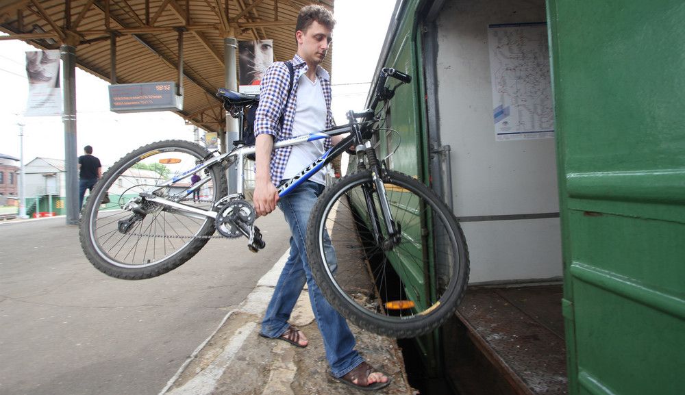 Коли немає можливості перевезти   велосипед на машині   , Потрібно визначитися, як це зробити на поїзді