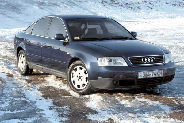 Випускалася Audi А6 в двох модифікаціях - 5-дверний універсал Avant і 4-дверний седан, найбільш поширений в Україні