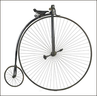 Такі велосипеди отримали особливе найменування - «penny-farthing», яке він дав за назвою відповідних англійських монет - пенні і фартінга