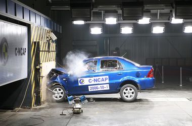 11 січня 2015 року, 2:40 Переглядів:   Euro NCAP назвала найбезпечніші автомобілі 2014 року