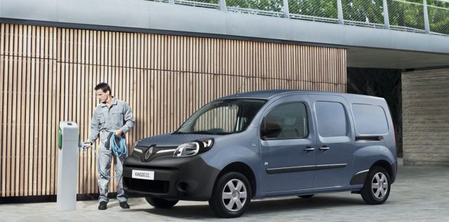Компанія Renault оголосила про ціну і специфікації нової версії Renault Kangoo Van ZE 33