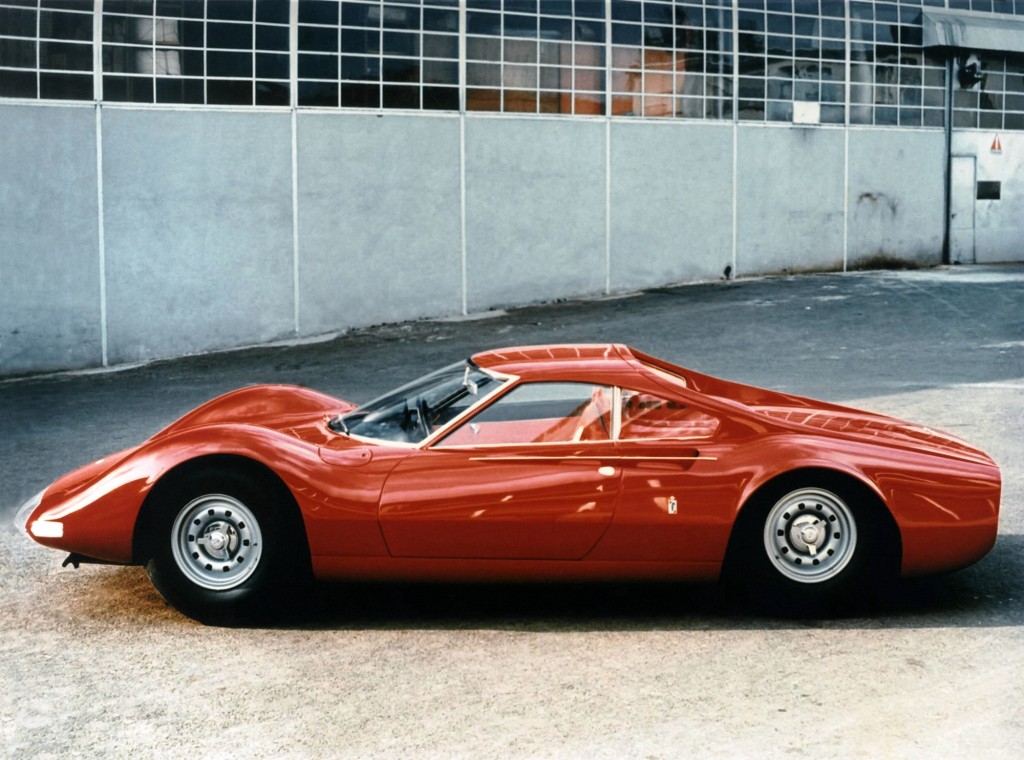 На концепті базувалися моделі Ferrari Dino 206 і 246 GT