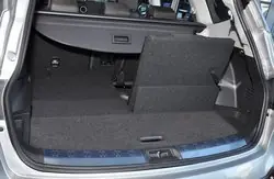 Багажник Qashqai + 2 - місце є навіть при розкладених задніх сидіннях